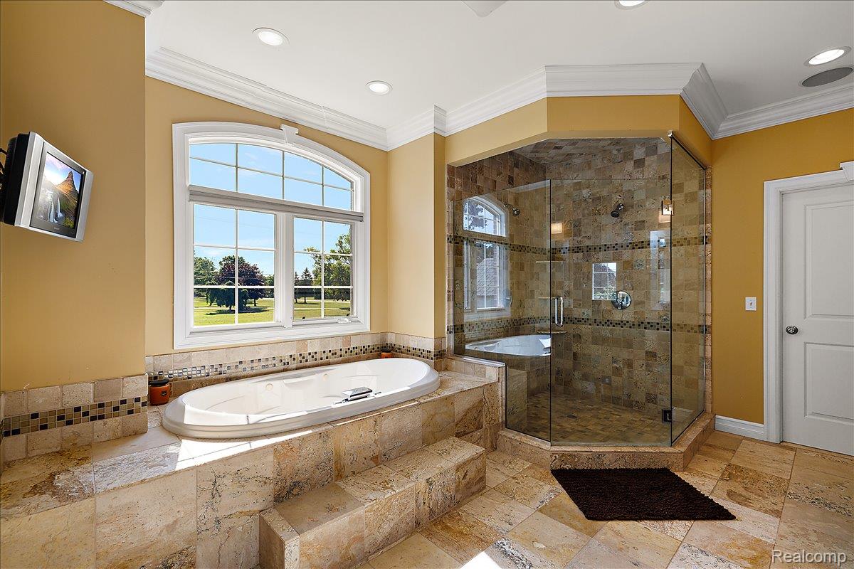21901 31 Mile Road Ray, MI 48096 - Photo 24 of 74 Jetted tub and enclosed shower with two shower heads