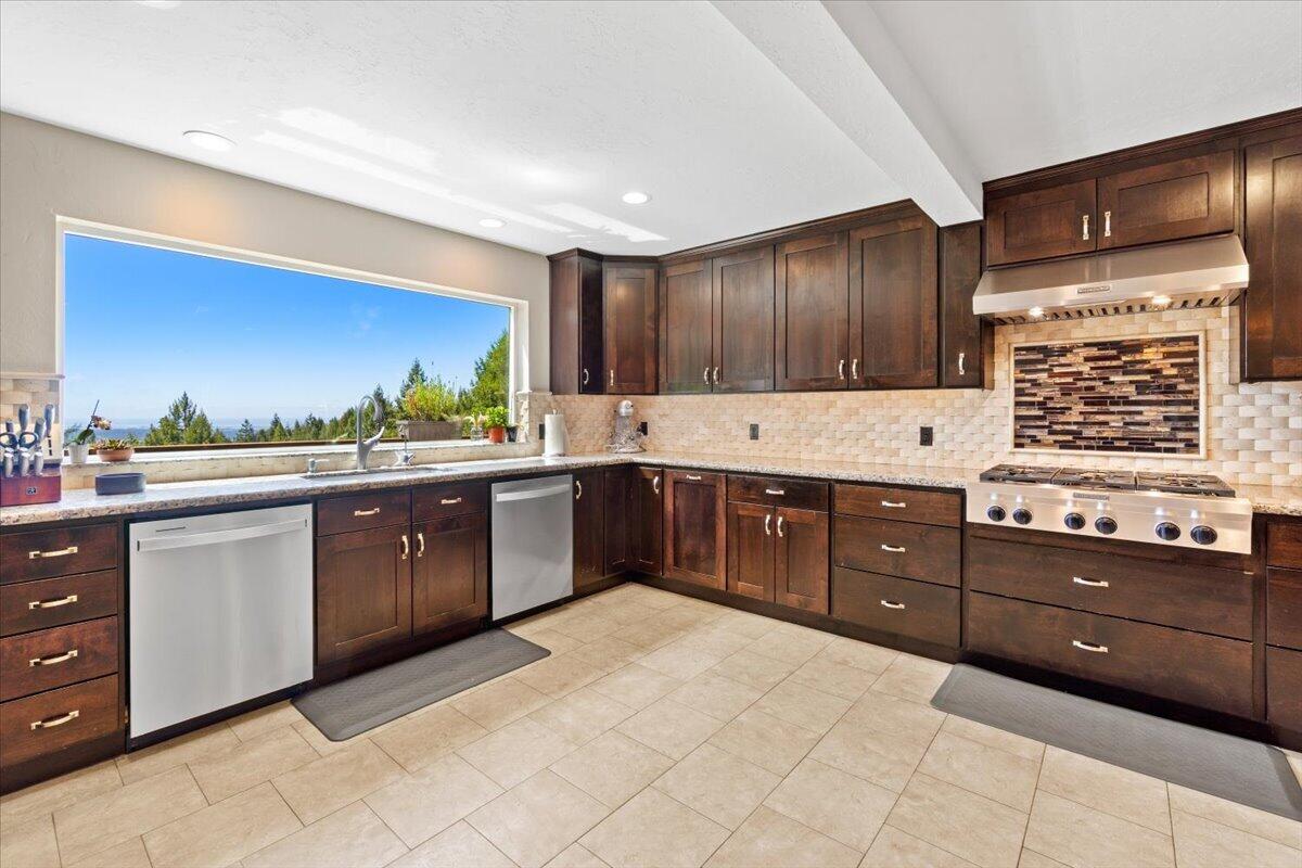 186 Shale Road Kneeland, CA 95549 - Photo 15 of 77