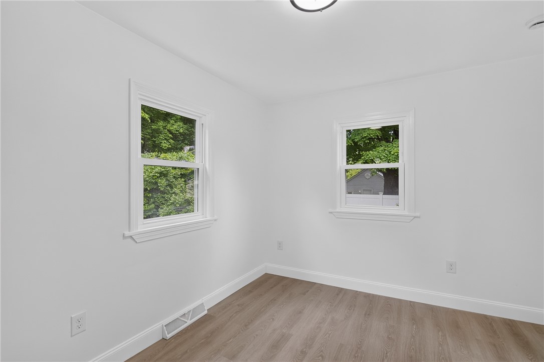 5 Lee's Lane Glocester, RI 02814 - Photo 15 of 48