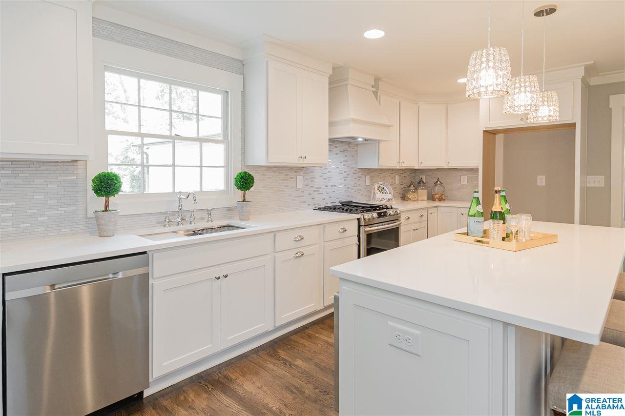 3369 Hermitage Road Birmingham, AL 35223 - Photo 13 of 50