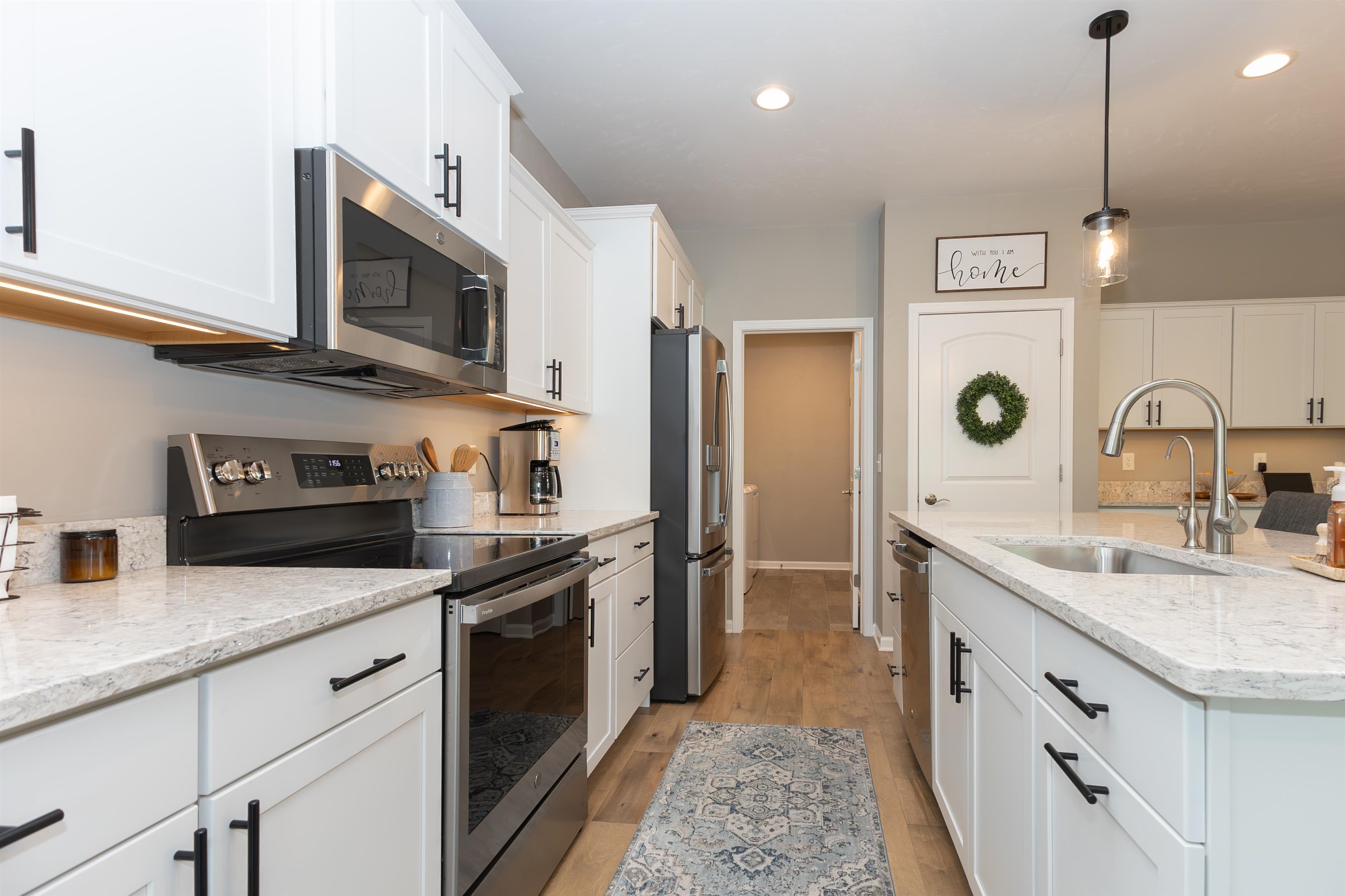2263 East Baldeagle Drive Appleton, WI 54913 - Photo 5 of 47