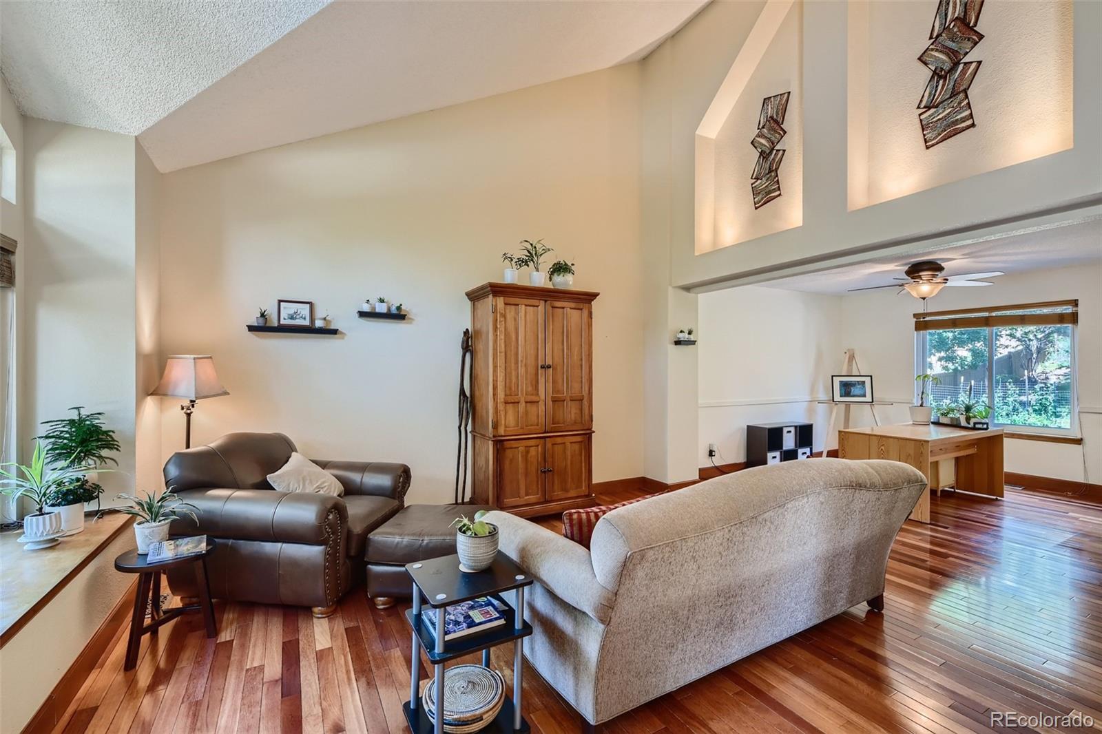 11 Jack Rabbit Place Highlands Ranch, CO 80126 - Photo 3 of 28 Gallery Image 3