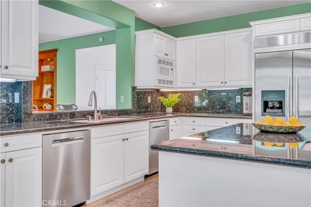 $3,100,000 | 48 Via Porto Grande, Rancho Palos Verdes, CA 90275