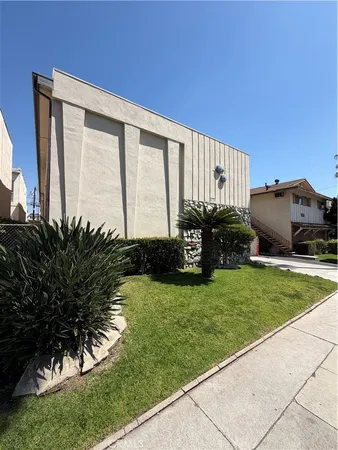 $2,700 | 124 North Belmont Street, Unit 3, Glendale, CA 91206