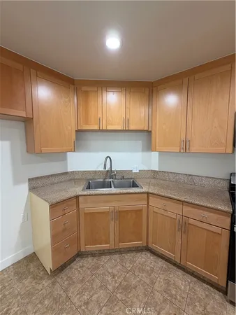 $2,700 | 124 North Belmont Street, Unit 3, Glendale, CA 91206