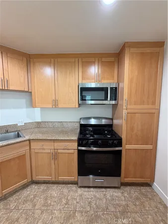 $2,700 | 124 North Belmont Street, Unit 3, Glendale, CA 91206