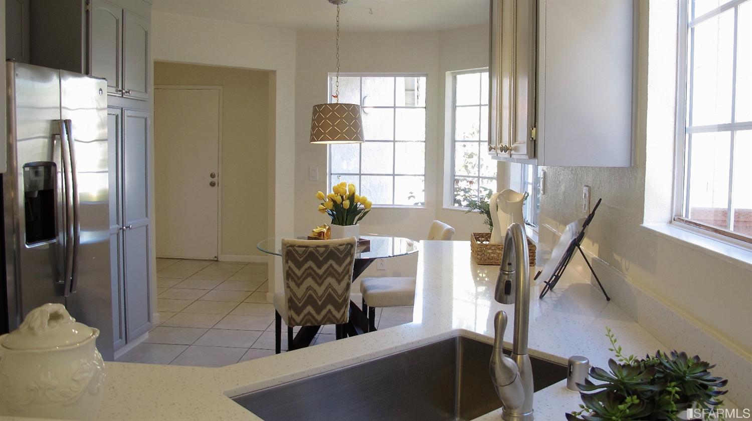 2078 Marazzani Drive Martinez, CA 94553 - Photo 5 of 20