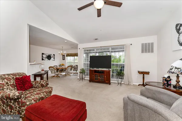 $280,000 | 2513 Shelley Circle, Unit 9 3D, Frederick, MD 21702