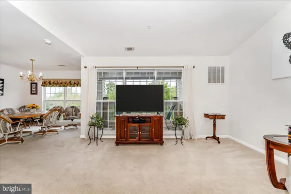 $280,000 | 2513 Shelley Circle, Unit 9 3D, Frederick, MD 21702