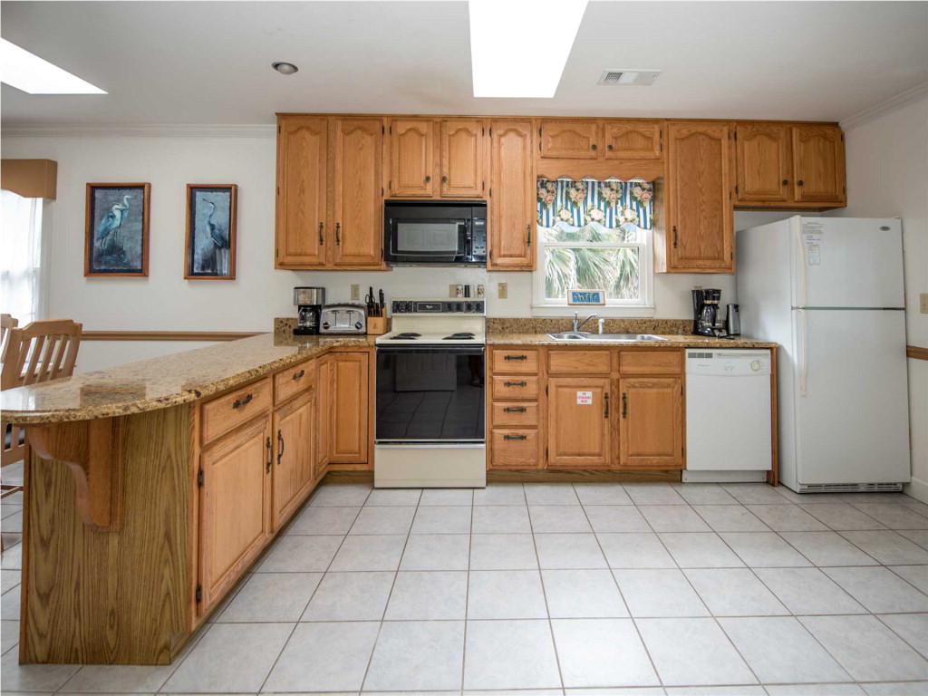 371 Cook Street Eastpoint, FL 32328 - Photo 13 of 40