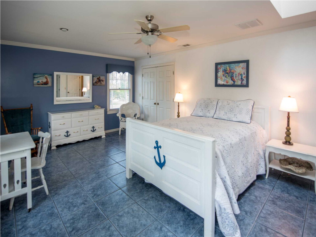 371 Cook Street Eastpoint, FL 32328 - Photo 17 of 40