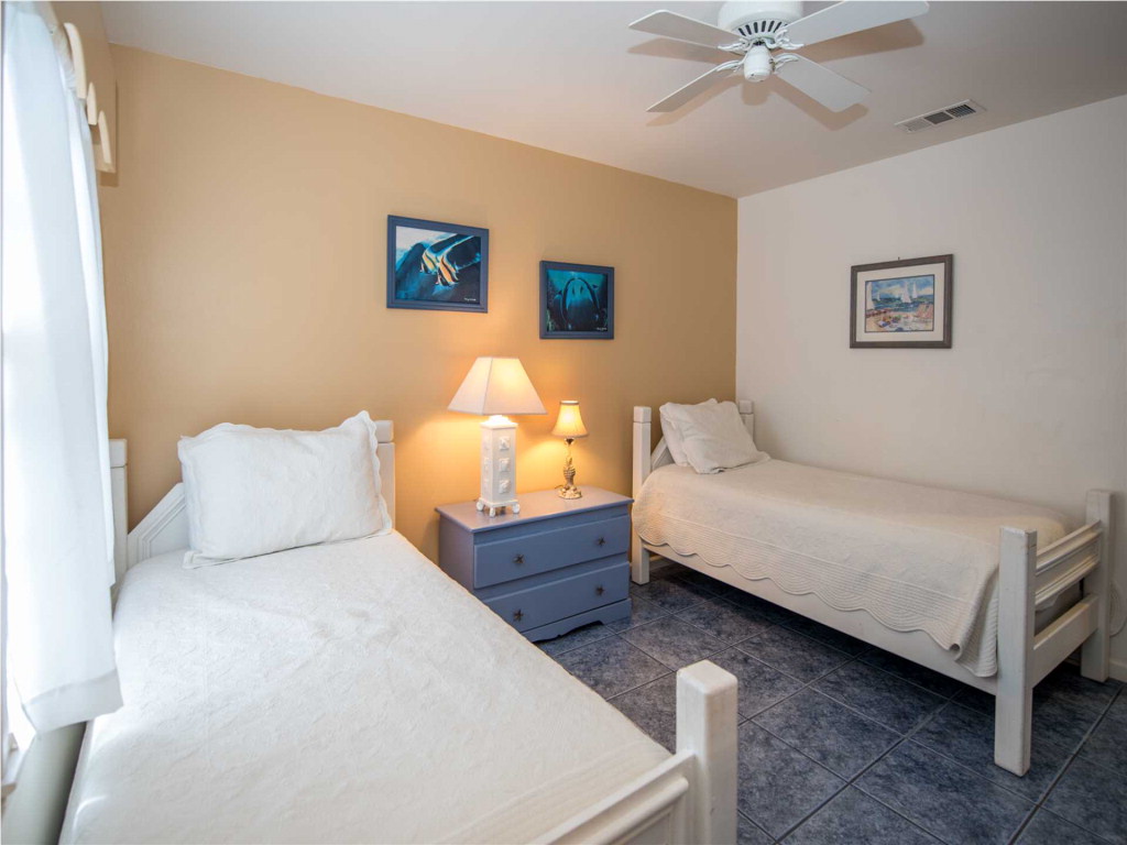 371 Cook Street Eastpoint, FL 32328 - Photo 23 of 40