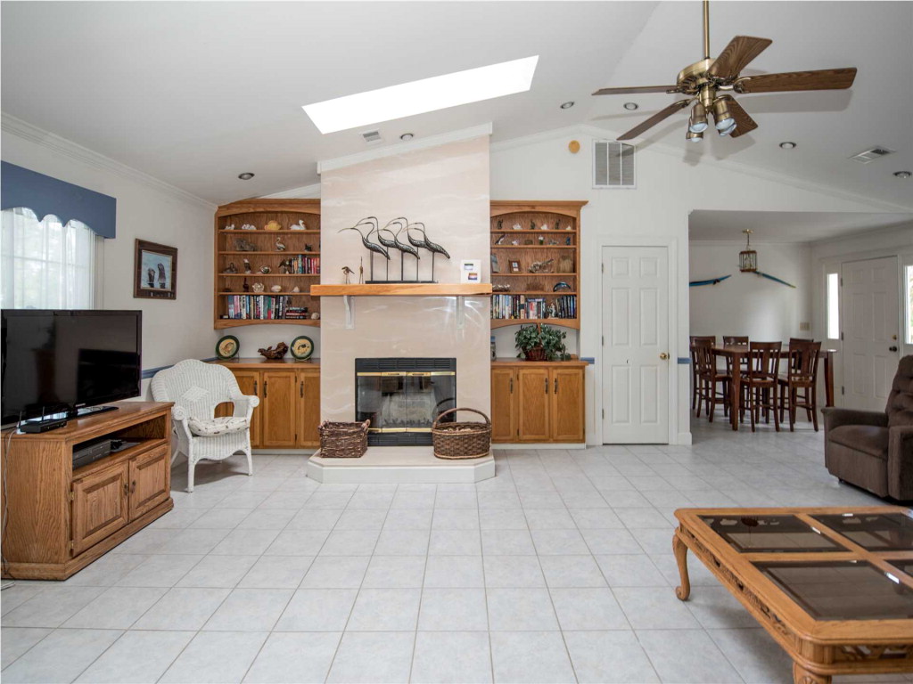 371 Cook Street Eastpoint, FL 32328 - Photo 8 of 40