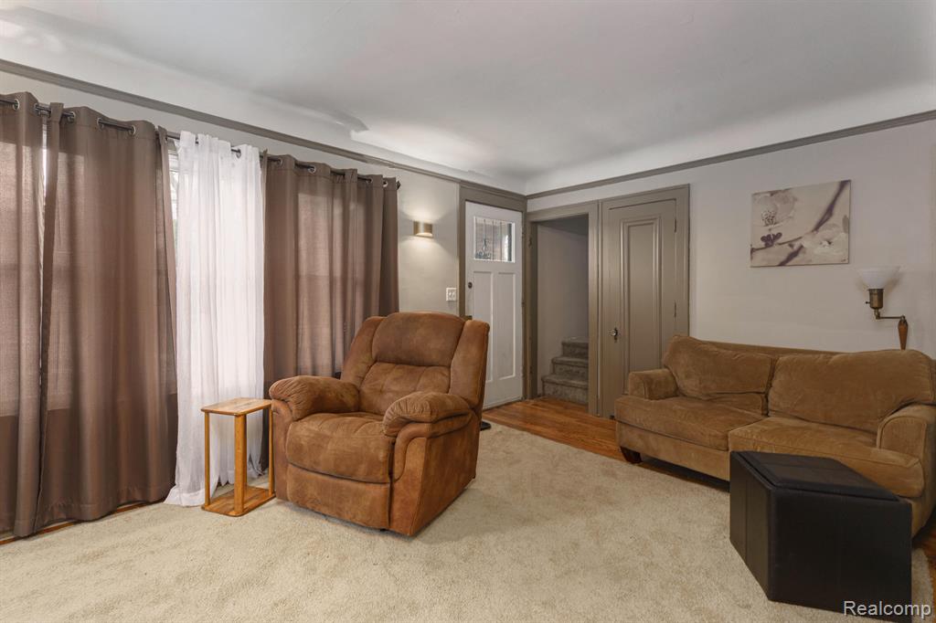 20141 Sheffield Road Detroit, MI 48221 - Photo 13 of 37