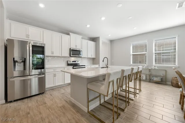 $335,000 | 10363 Bonavie Cove Drive, Fort Myers, FL 33966