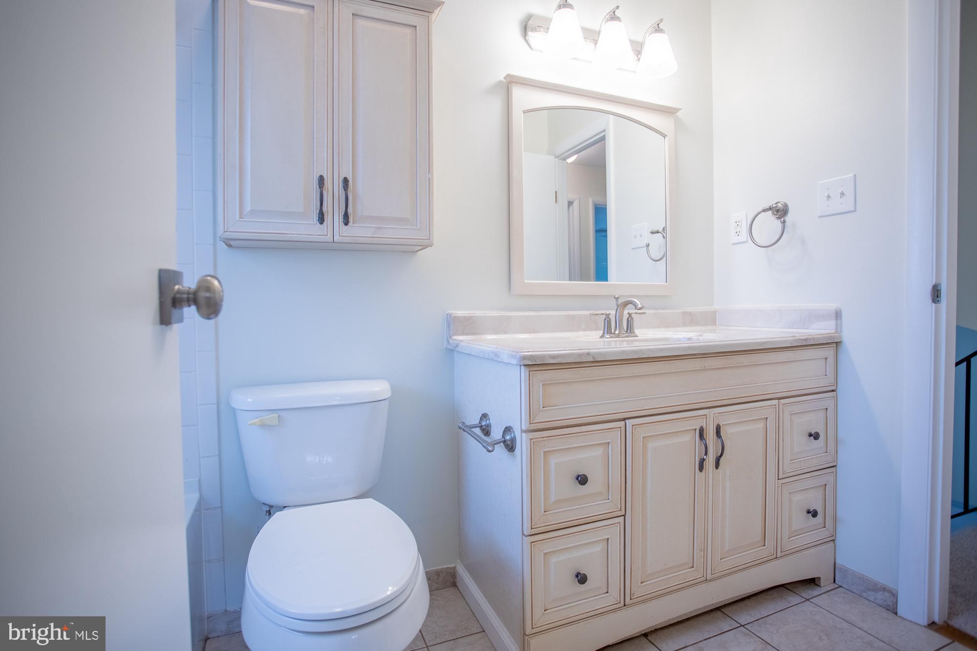 6104 Craft Road Alexandria, VA 22310 - Photo 22 of 35 Main Bath