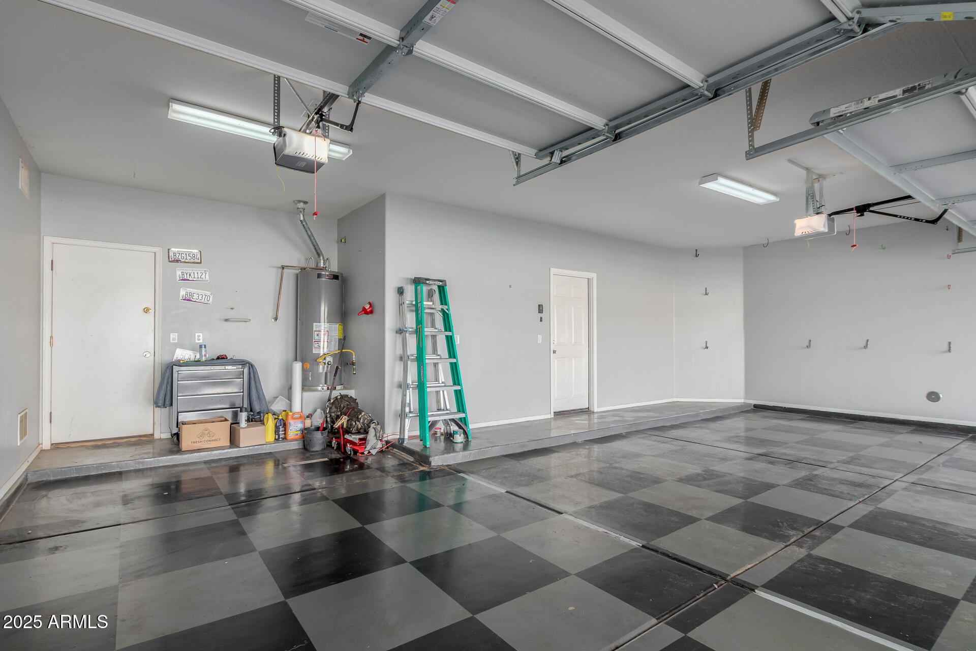 45247 West Jack Rabbit Trail Maricopa, AZ 85139 - Photo 35 of 46 a view of a room with gym equipment