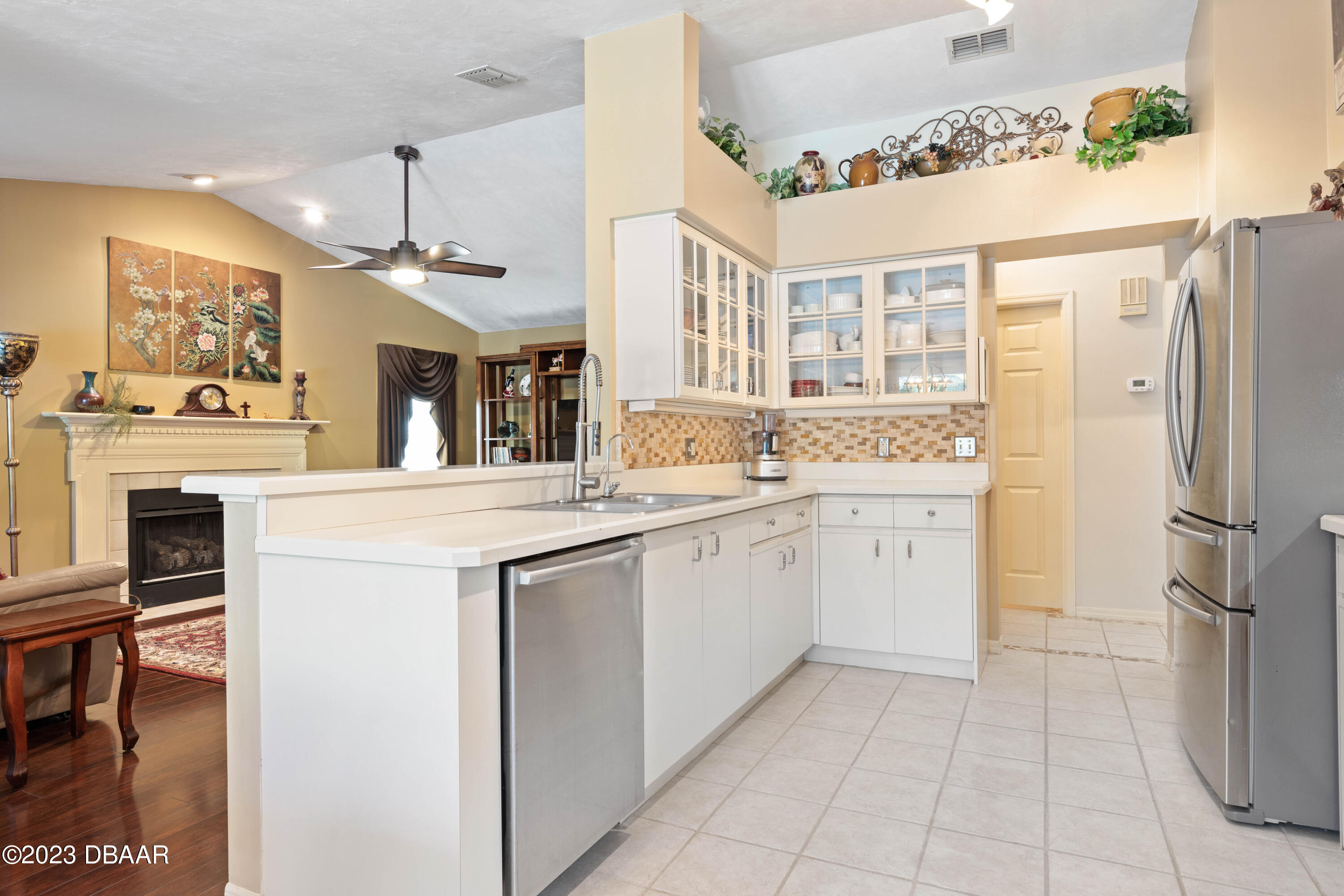 54 Kingsley Circle Ormond Beach, FL 32174 - Photo 14 of 76 Large Kitchen