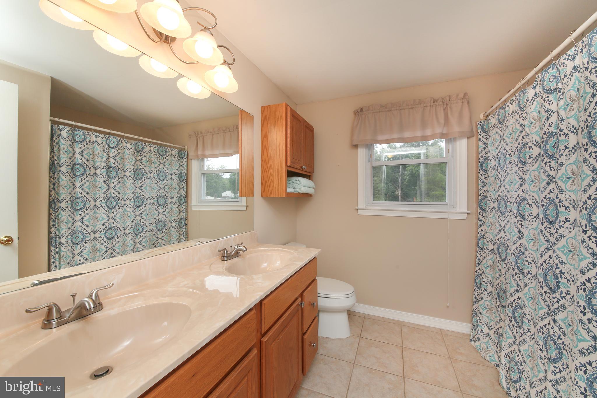 2348 Oakfield Road Warrington, PA 18976 - Photo 23 of 44