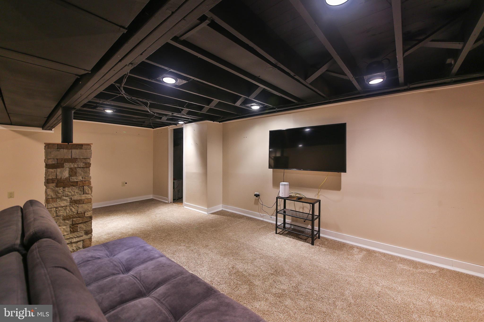 2348 Oakfield Road Warrington, PA 18976 - Photo 25 of 44