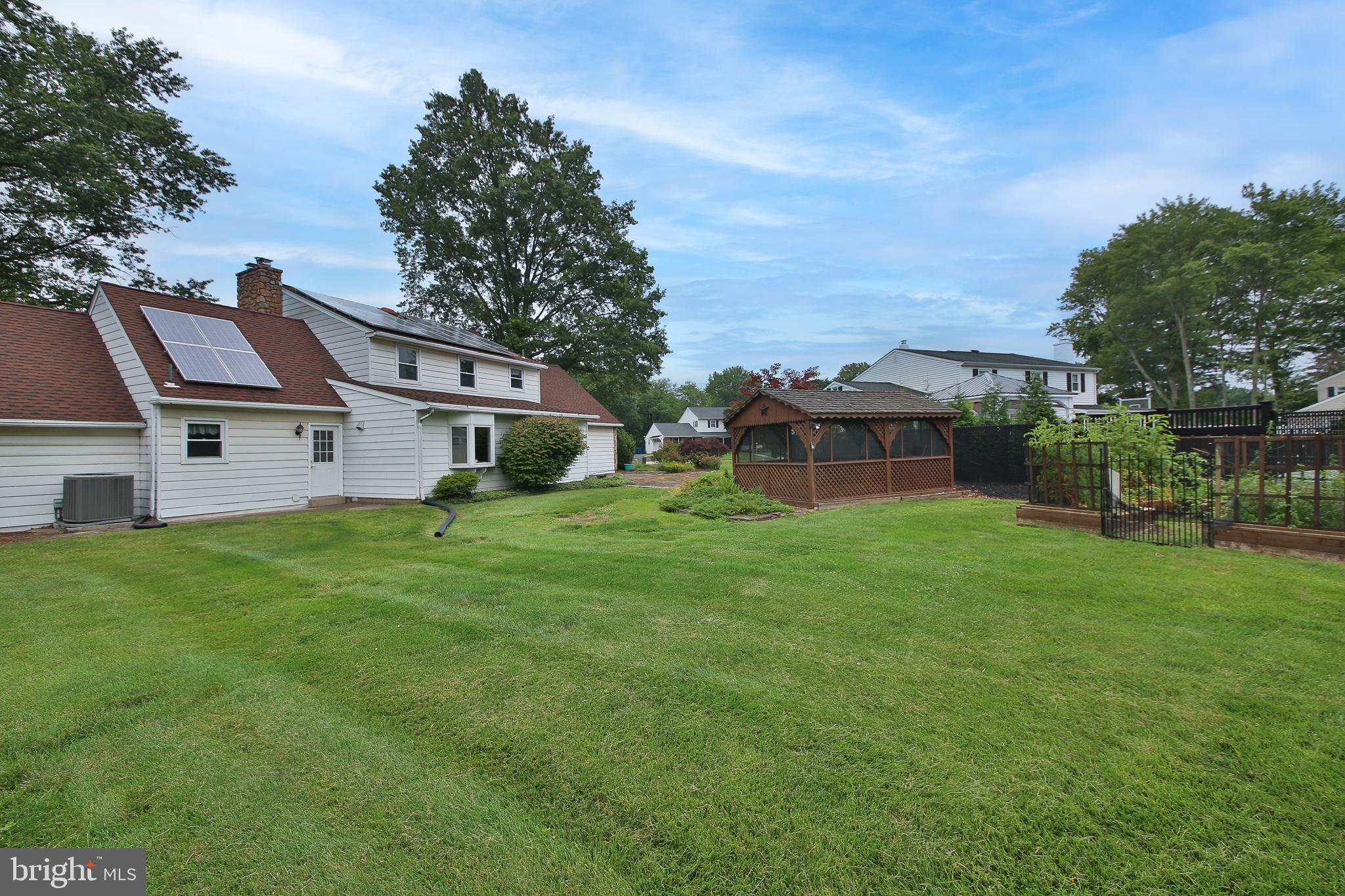 2348 Oakfield Road Warrington, PA 18976 - Photo 26 of 44