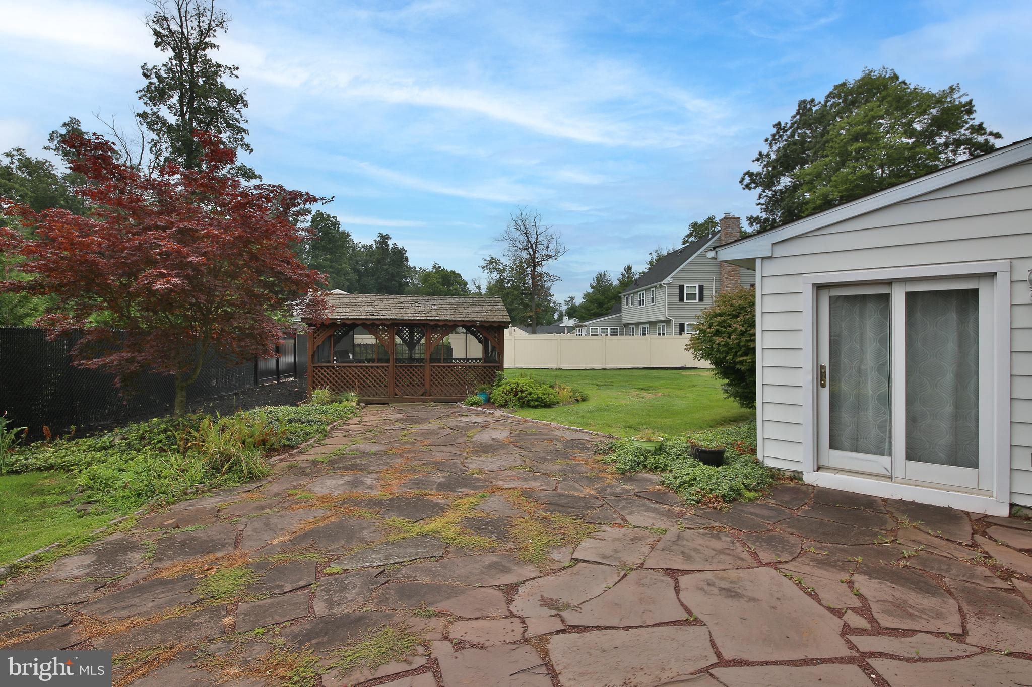 2348 Oakfield Road Warrington, PA 18976 - Photo 29 of 44