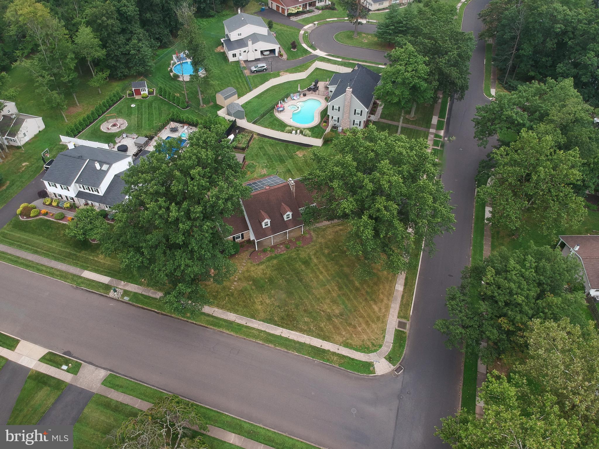 2348 Oakfield Road Warrington, PA 18976 - Photo 37 of 44