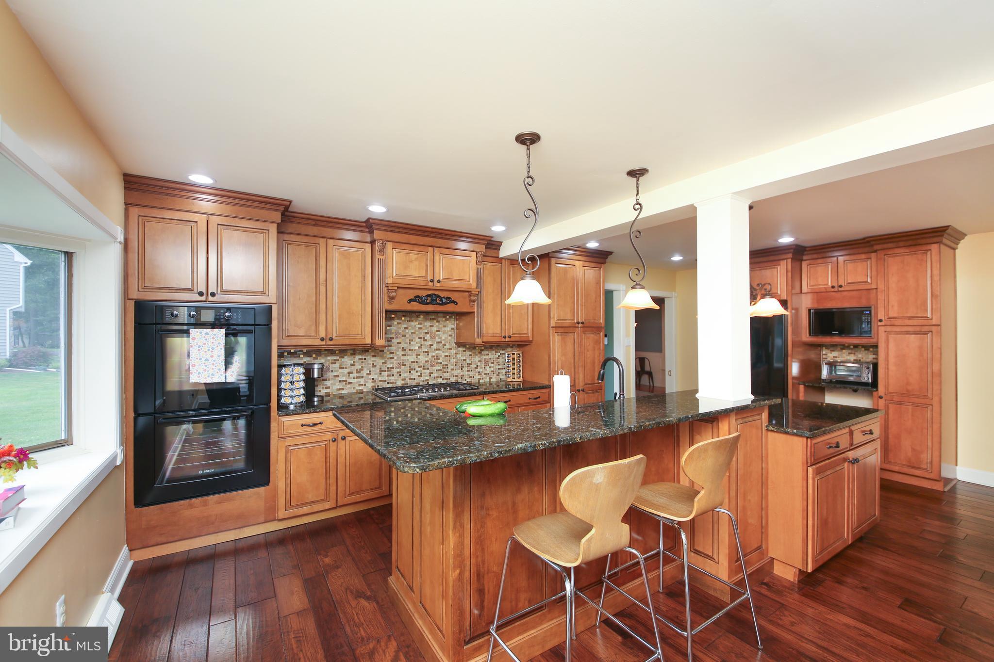 2348 Oakfield Road Warrington, PA 18976 - Photo 8 of 44