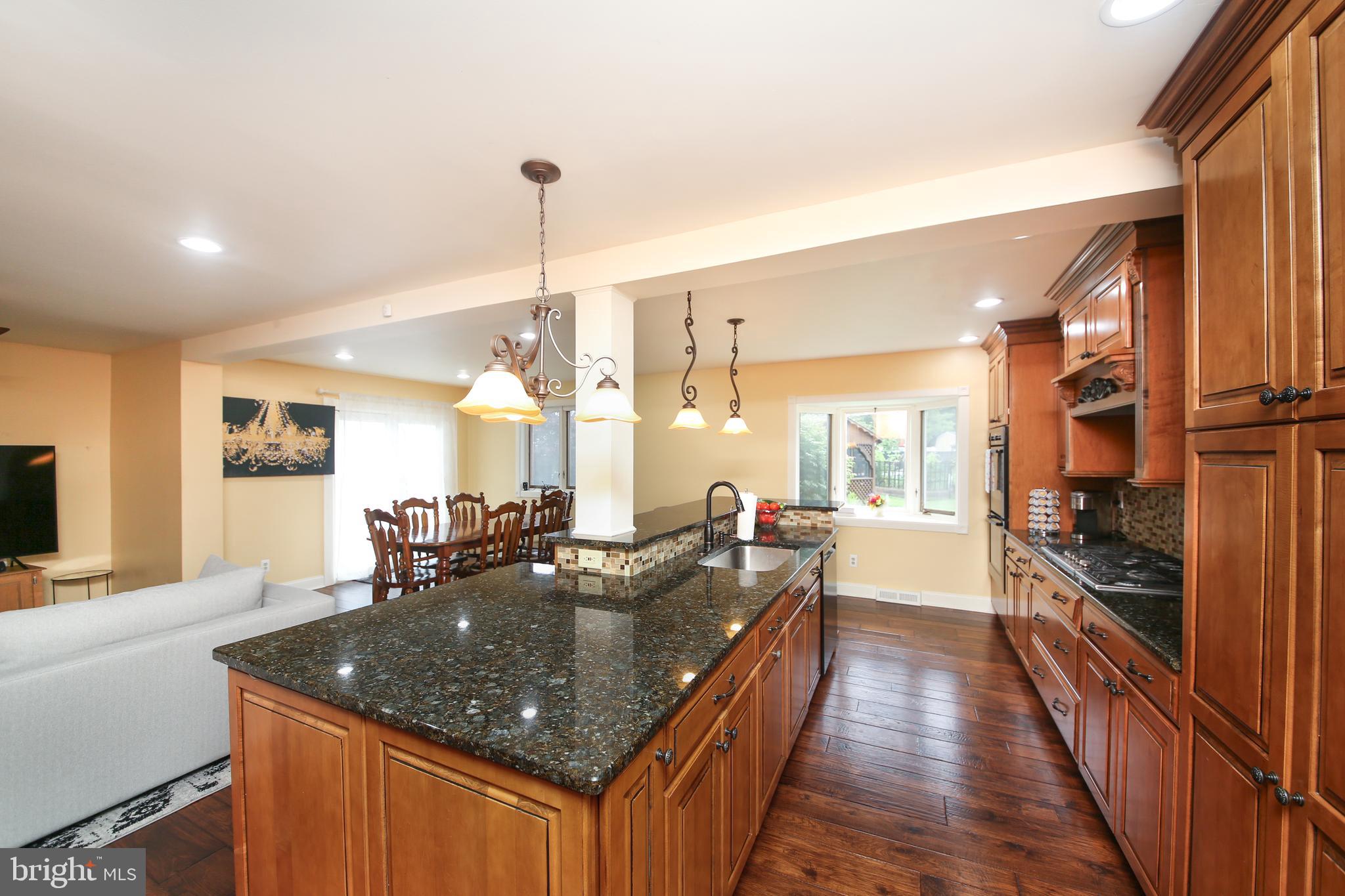 2348 Oakfield Road Warrington, PA 18976 - Photo 10 of 44