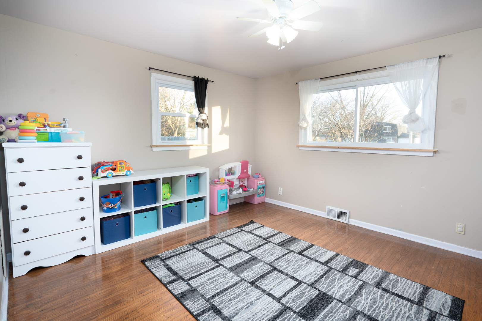 2293 Jericho Road Aurora, IL 60506 - Photo 14 of 26 a bedroom with a bed and a window