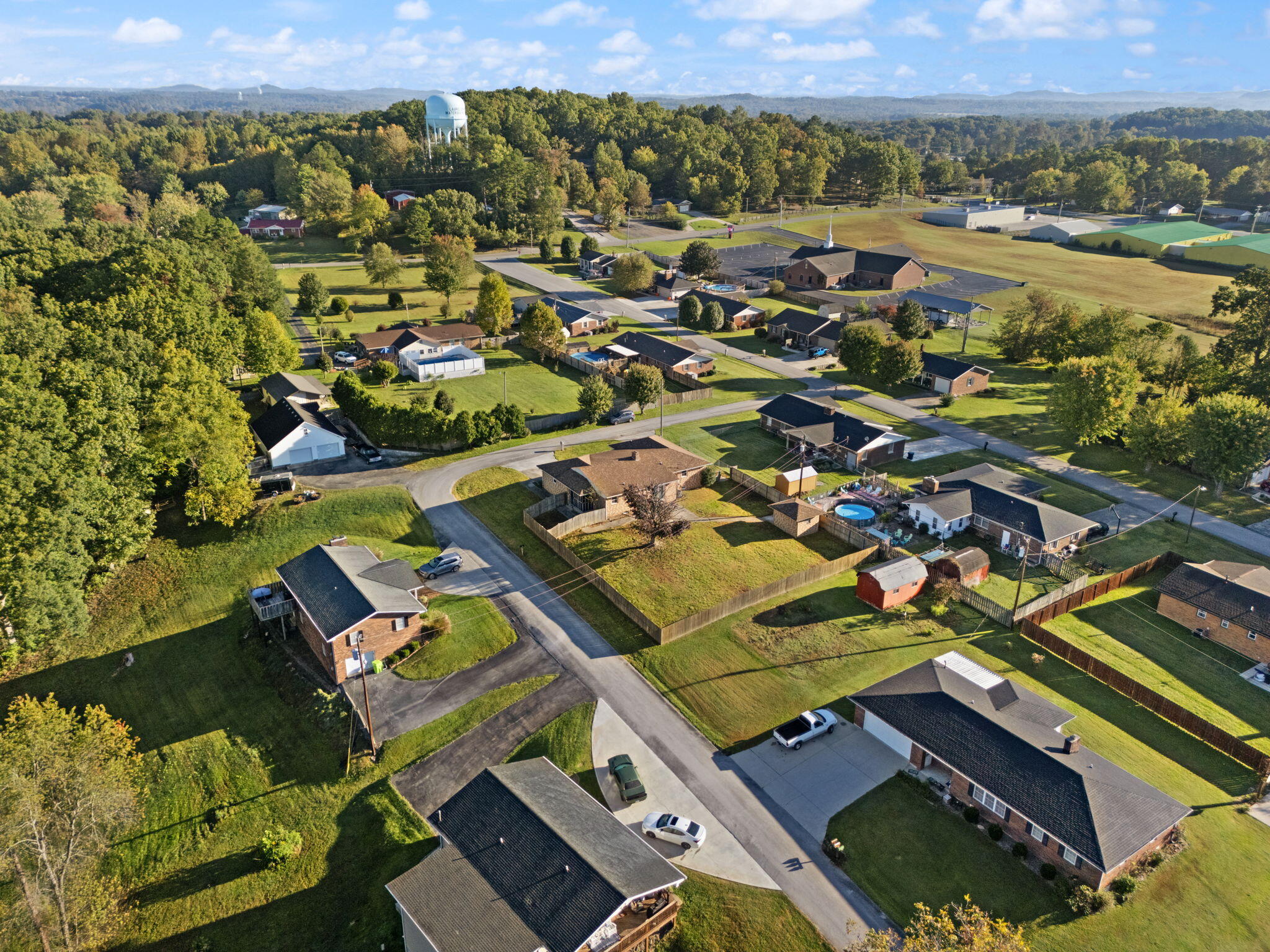 33 Springfield Circle Corbin, KY 40701 - Photo 73 of 87 77-web-or-mls-DJI_20241009091621_0042_D