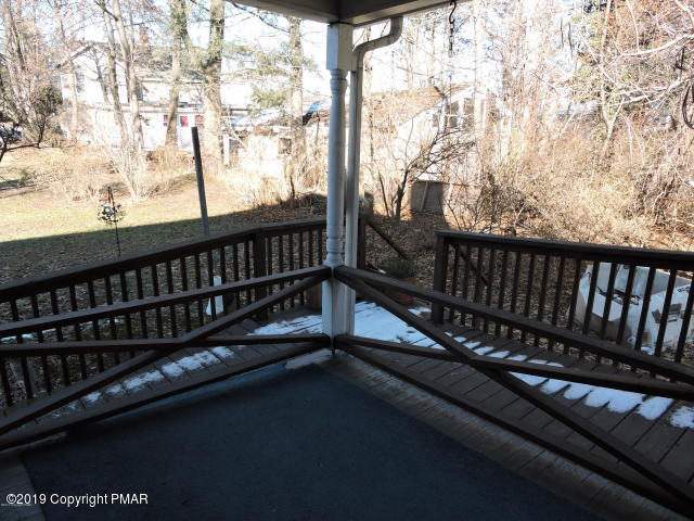 17 Fetherman Street Stroudsburg, PA 18360 - Photo 19 of 20 Rear Deck