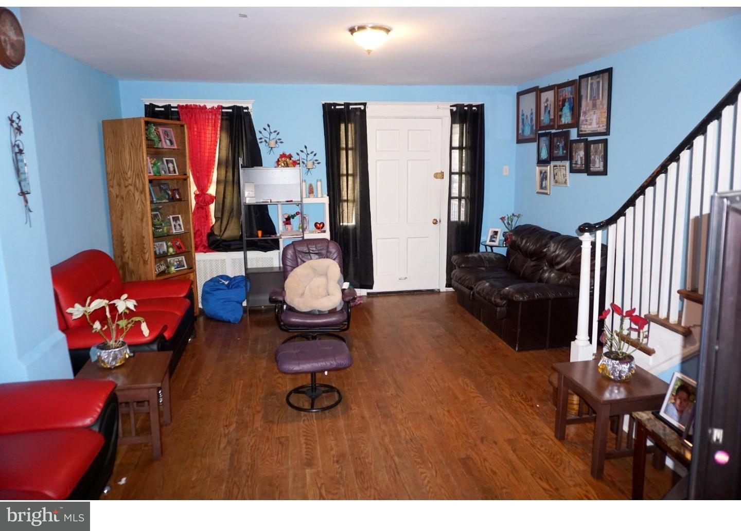 239 Copley Road Upper Darby, PA 19082 - Photo 2 of 15 Living Room