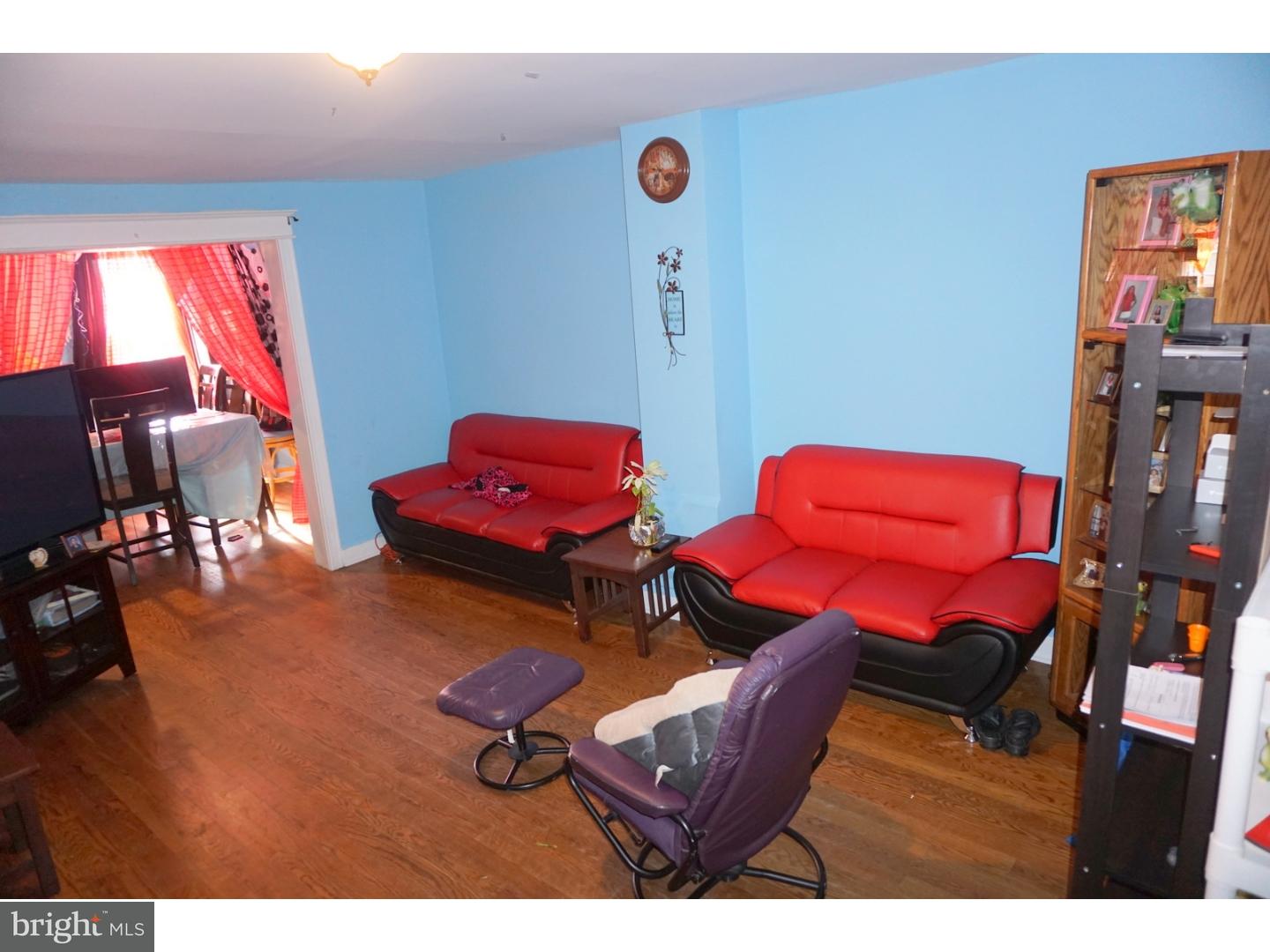 239 Copley Road Upper Darby, PA 19082 - Photo 3 of 15 Living Room
