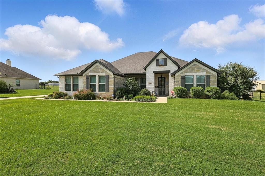 104 Maudy Ln. Lane Springtown, TX 76082 - Photo 4 of 30