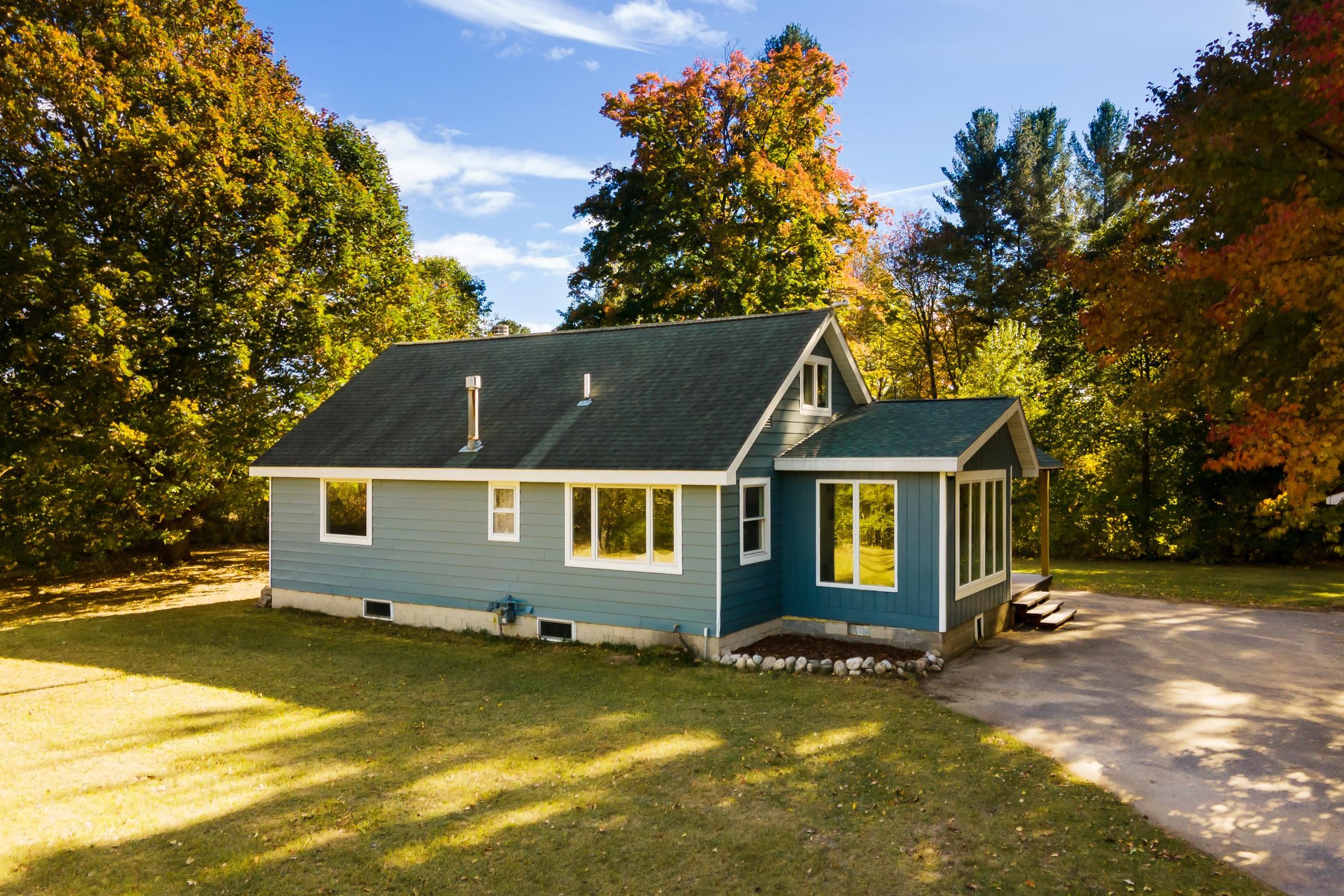 3260 East Long Lake Road Traverse City, MI 49685 - Photo 2 of 34