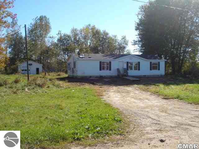 10249 South Mission Road Shepherd, MI 48883 - Photo 1 of 23 1767521.JPG