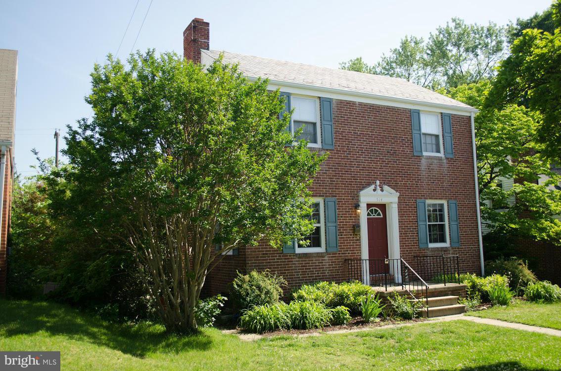 514 Windwood Road Baltimore, MD 21212 - Photo 2 of 18 a front view of a house with a yard