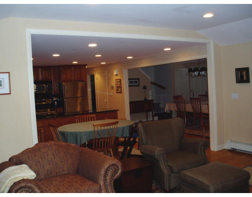 68 Landham Road Sudbury, MA 01776 - Photo 3 of 12 Gallery Image 3