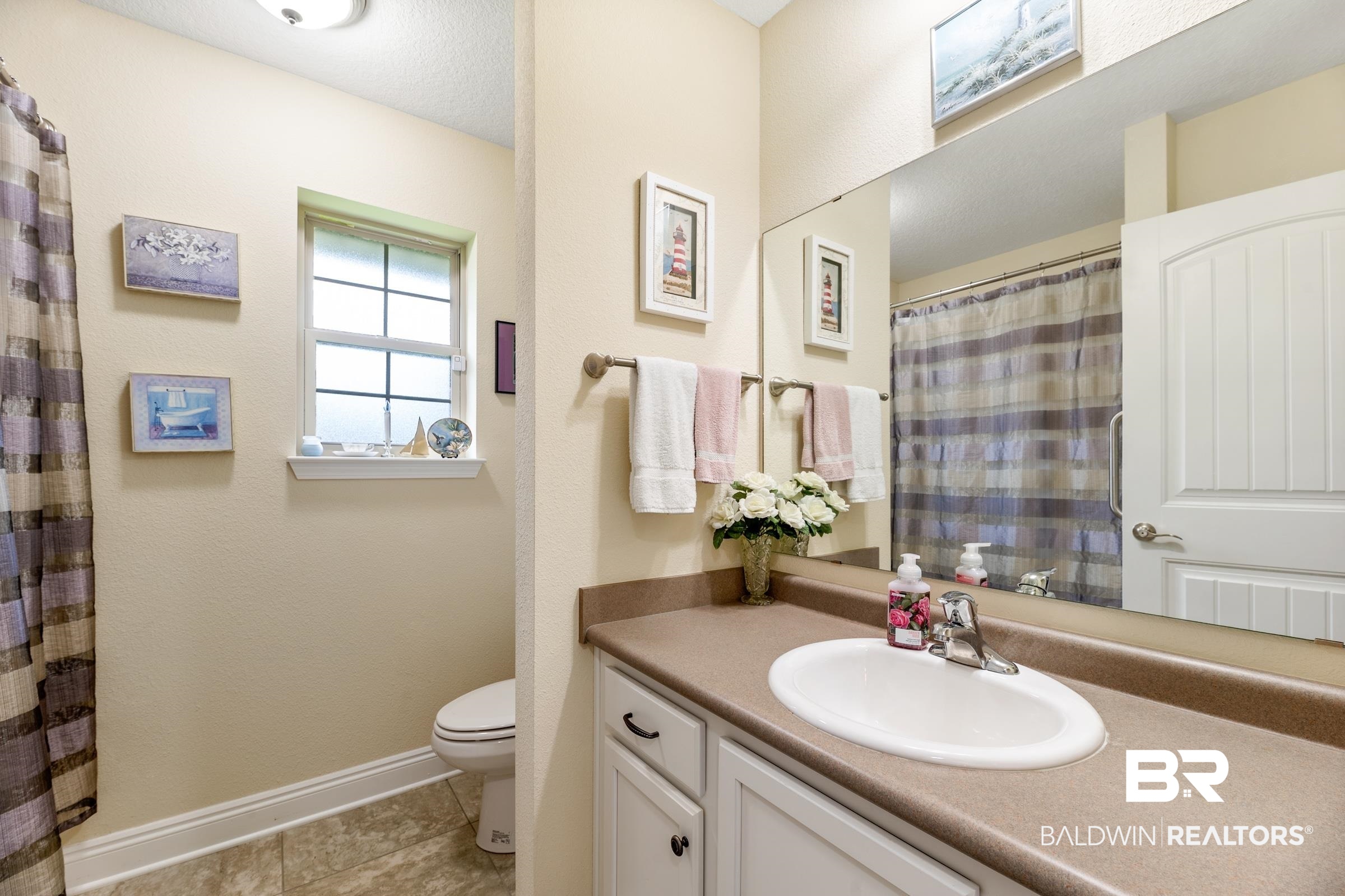 12292 Bayside Oaks Street Lillian, AL 36549 - Photo 18 of 30 3rd Bath