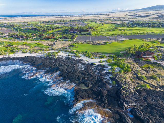 a view of an outdoor space