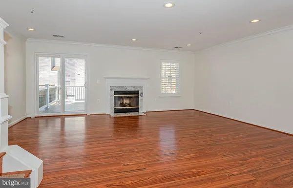 $390,000 | 2412 Wentworth Drive, Unit 41D, Crofton, MD 21114