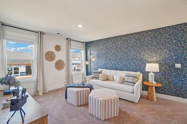 $412,165 | 101 Mint Ct Bluff, Bluff City, TN 37618