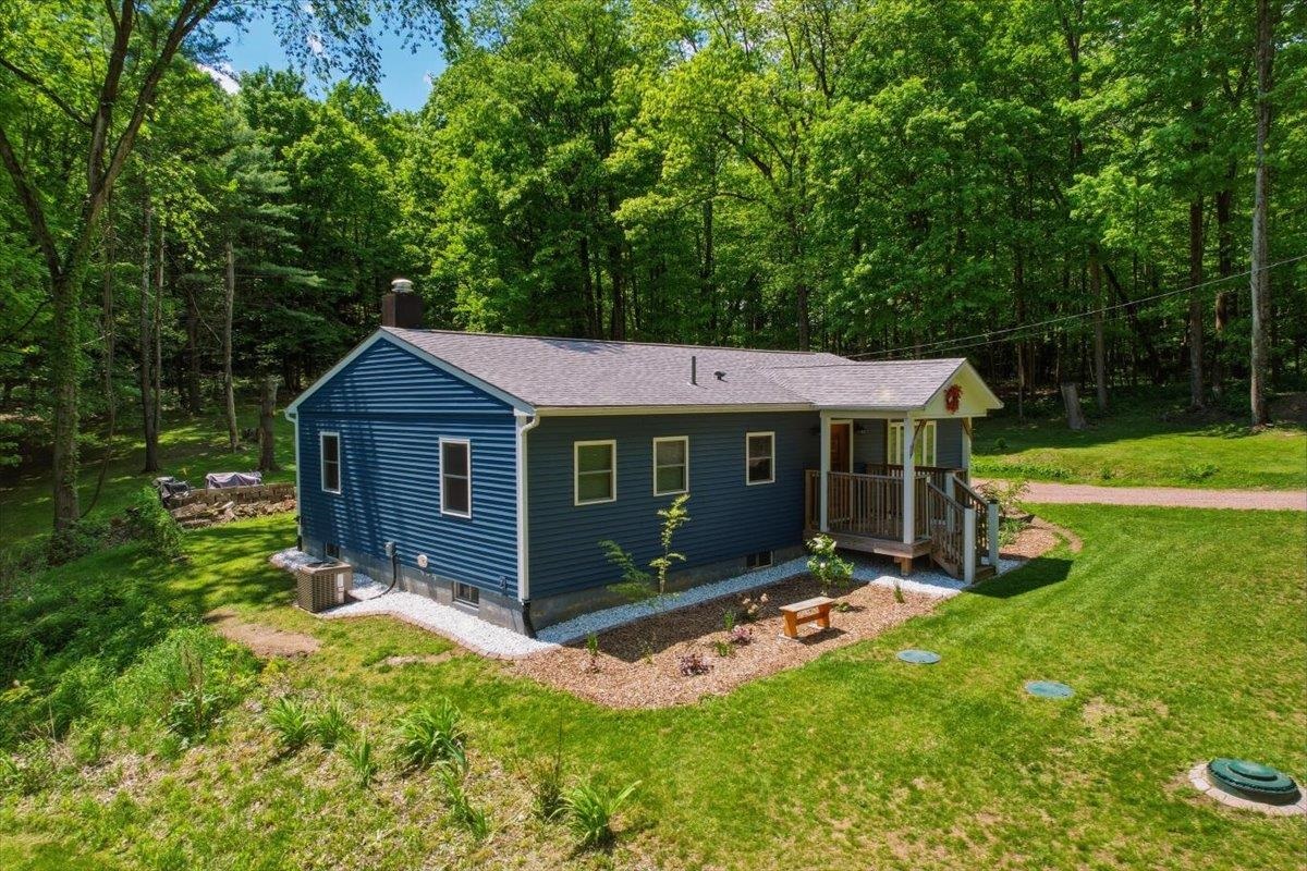 207 Camp Kiniya Road Colchester, VT 05446 - Photo 4 of 35