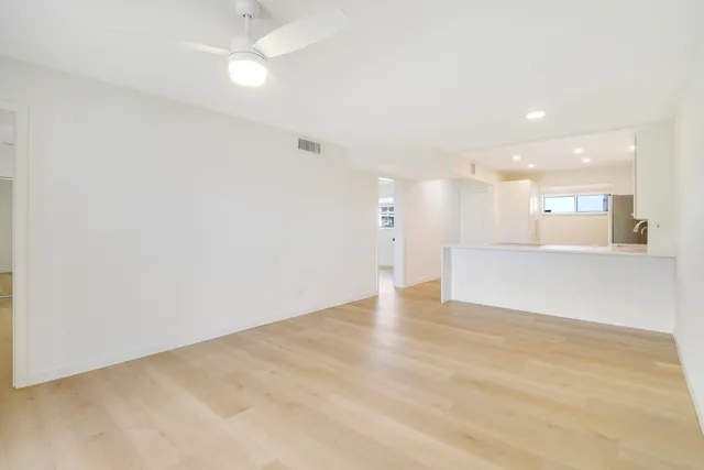 $2,000 | 2770 Garden Drive South, Unit 212, Lake Worth, FL 33461