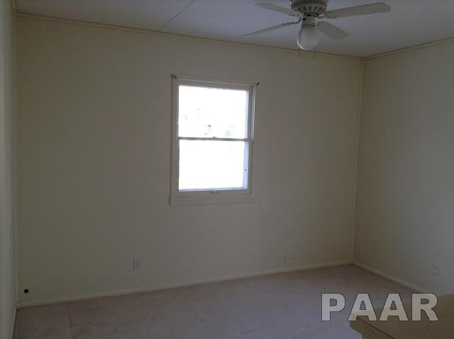 916 West Ridgemont Road Peoria, IL 61614 - Photo 7 of 9 Gallery Image 7