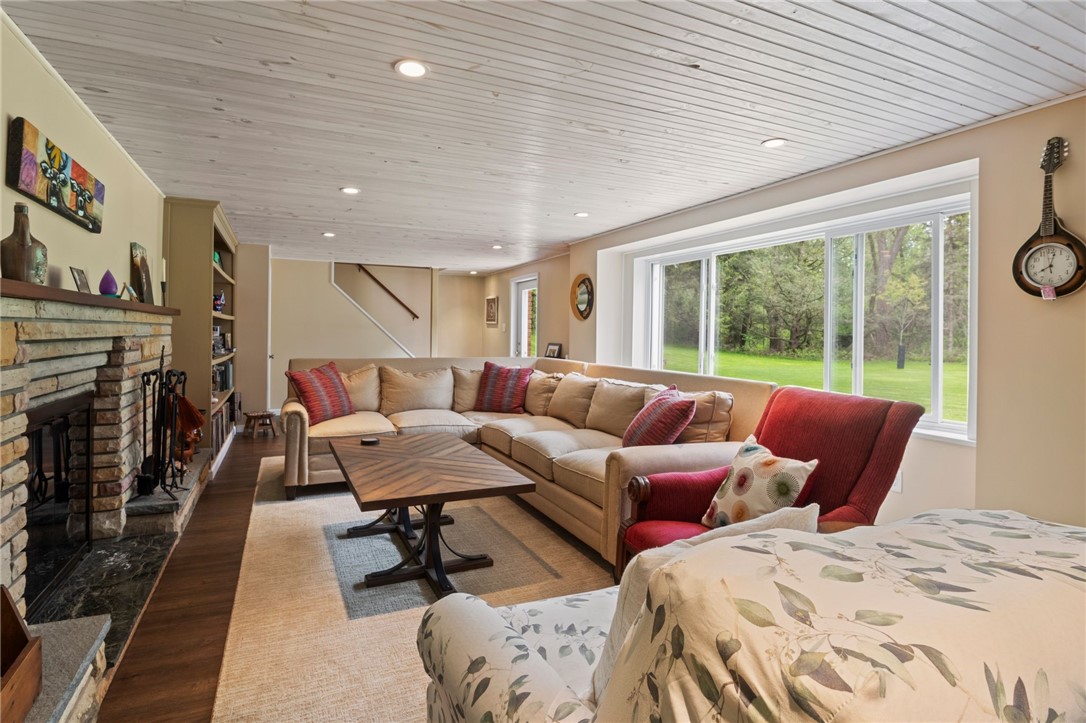 1131 Wall Road Webster, NY 14580 - Photo 25 of 39