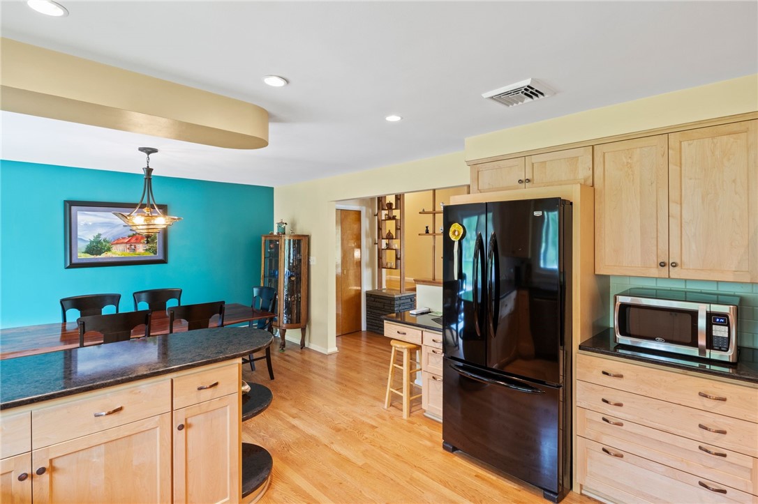 1131 Wall Road Webster, NY 14580 - Photo 9 of 39