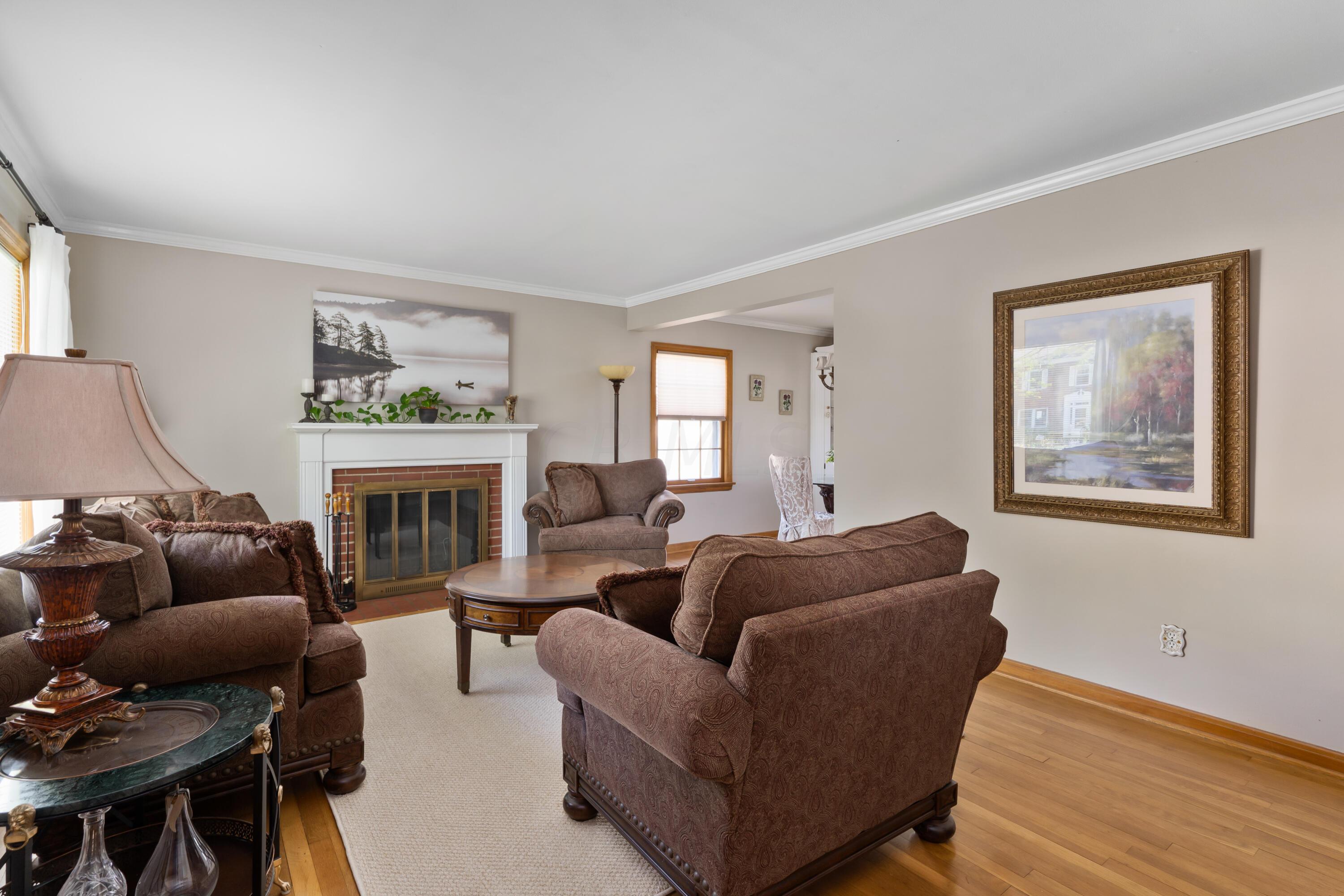418 Acton Road Columbus, OH 43214 - Photo 6 of 41 418 Acton Road_MLS_6