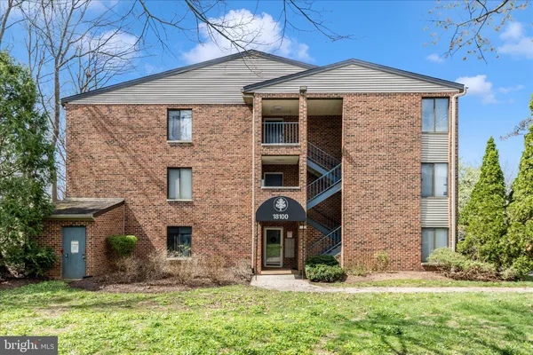 $300,000 | 18100 Chalet Drive, Unit 13301, Germantown, MD 20874